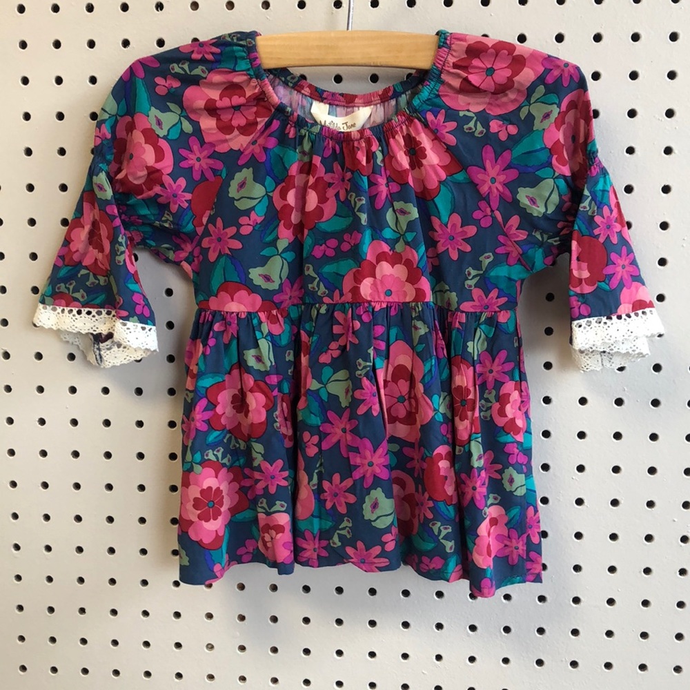 Poinsettia Top